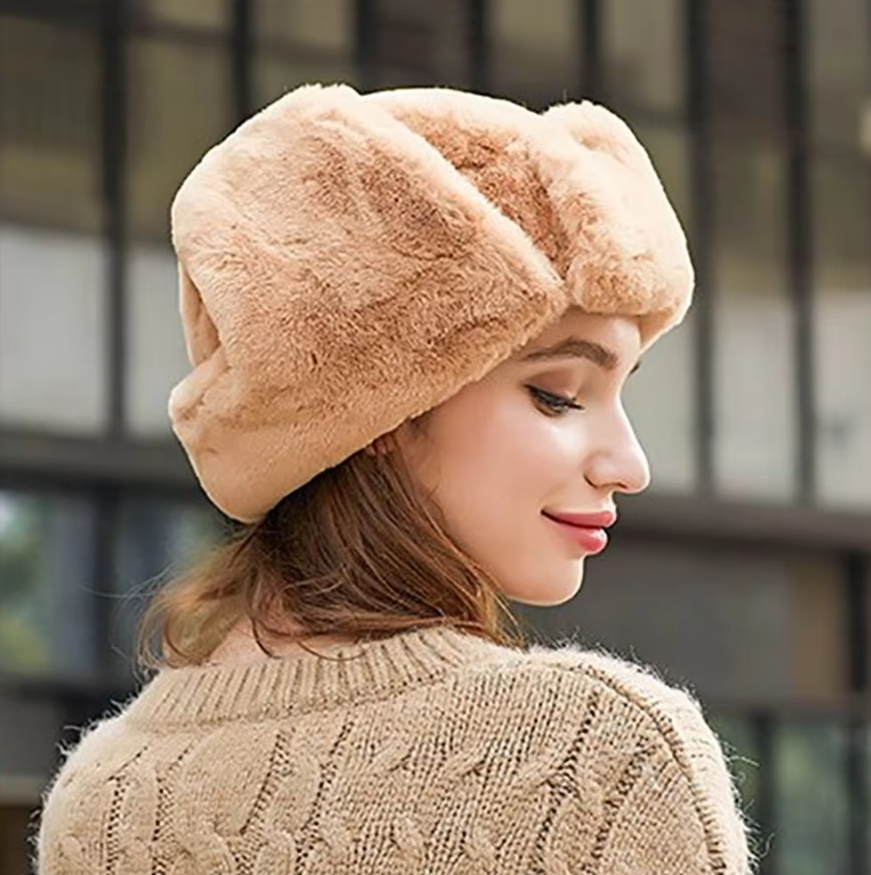 Fortykket varm hue til kvinder