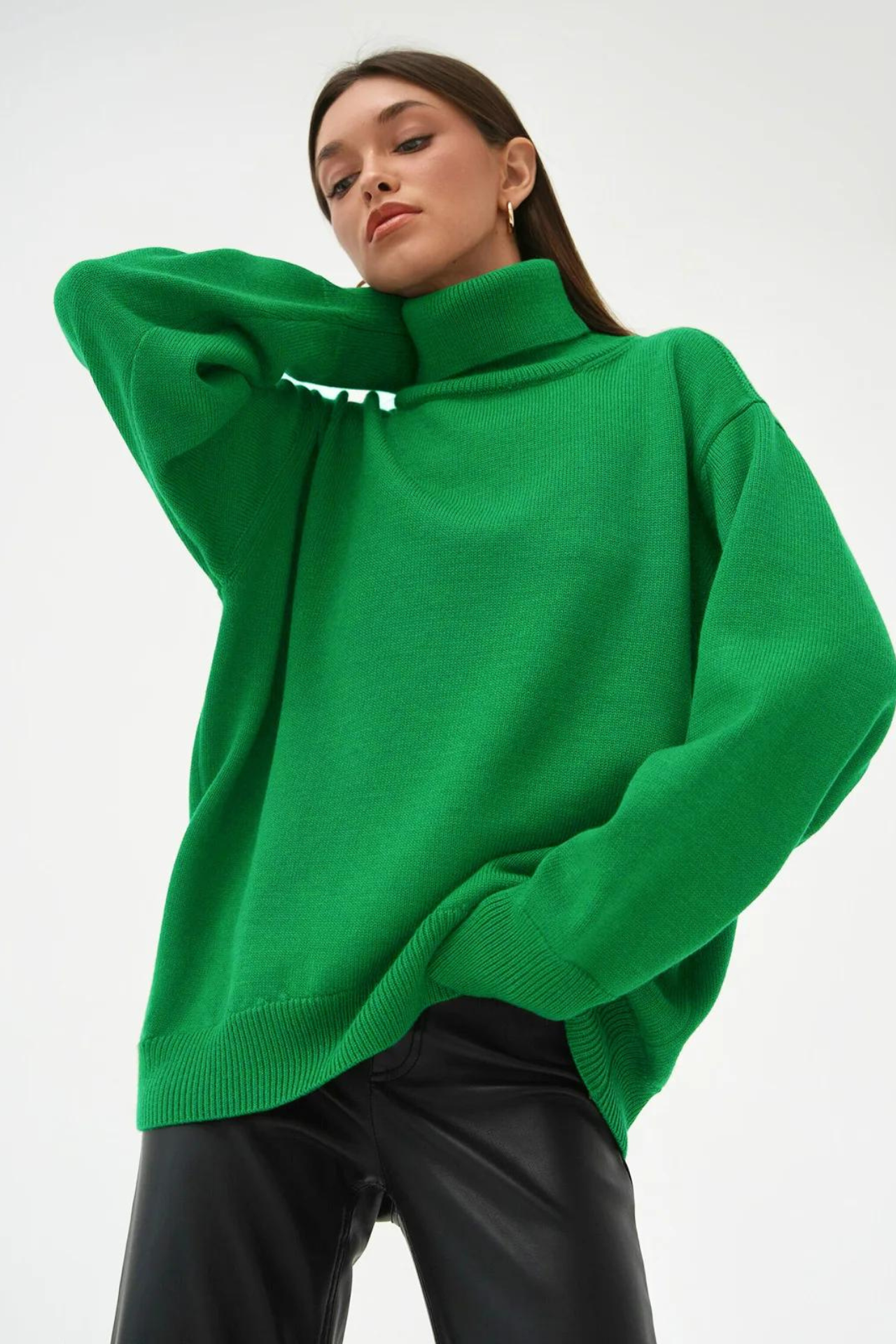 Højhalset striktrøje til kvinder