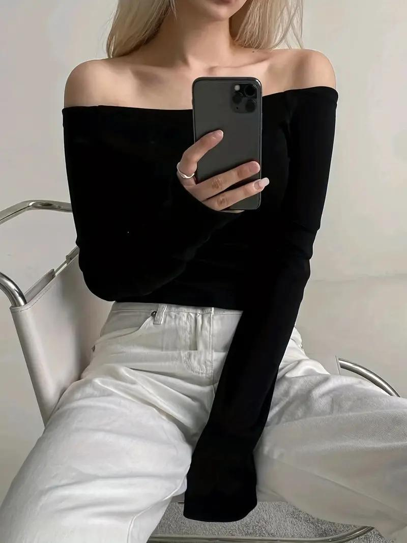 Ensfarvede langærmede off shoulder-toppe