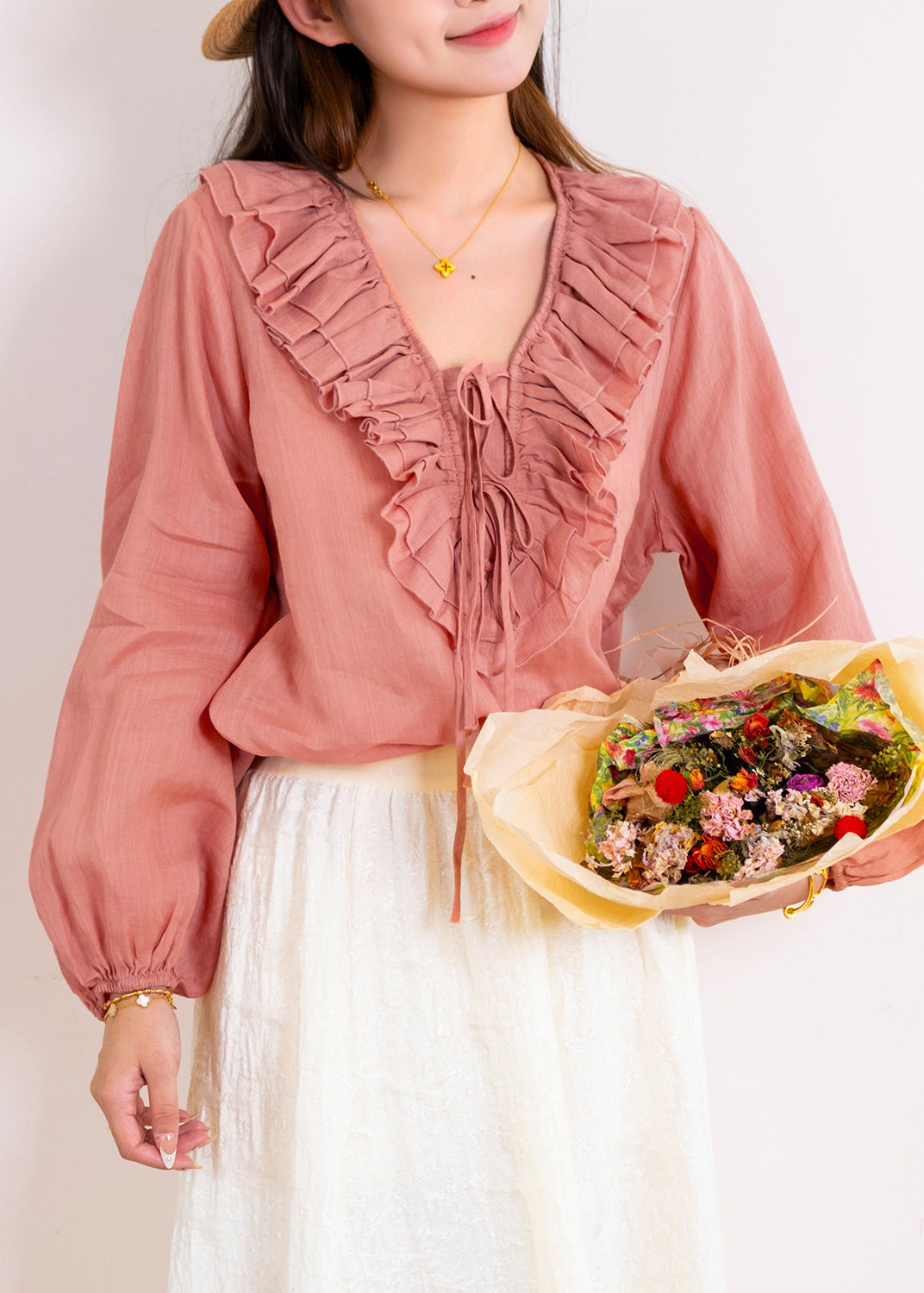 Dame Bluse Langærmet Med Flæser og Patchwork 0