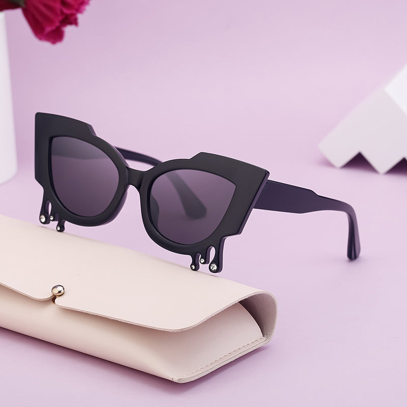 Kvinders Cat Eye Solbriller med Kunstneriske Detaljer 2