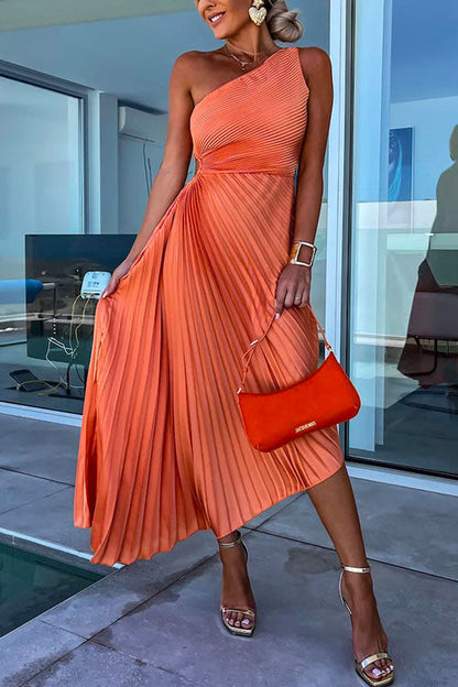 Kvinders Festkjole med One Shoulder Cut Out 2