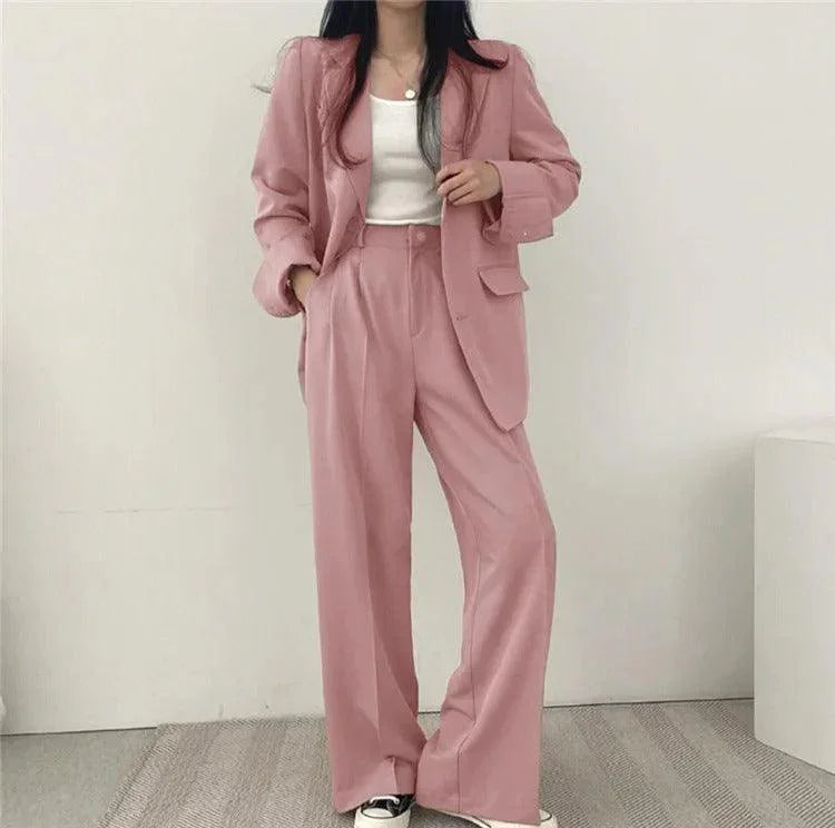 Kvinders Jakkesæt med Oversize Blazer og Højtaljede Bukser 3