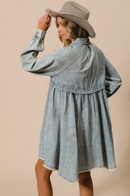 Kvinders Knap-Ned Kjole i Mineralvasket Denim 4