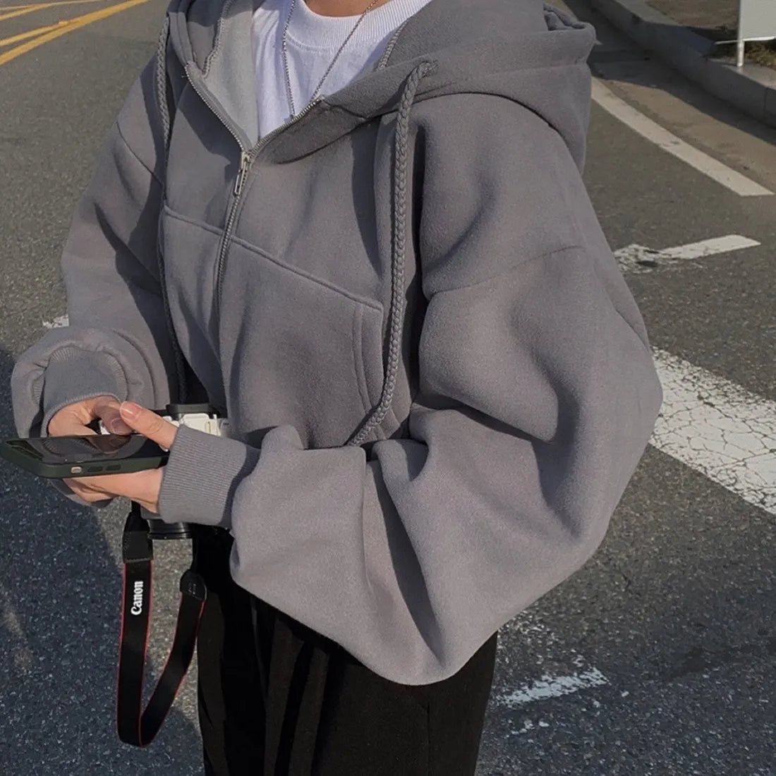Kvinders Sweatshirt med Lynlås og Skrånende Skuldre 1