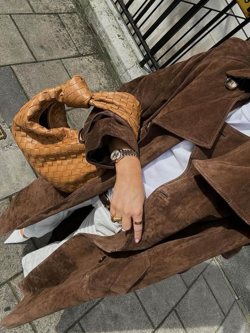 Kvinders Trenchcoat i Skræddersyet Silhuet 5