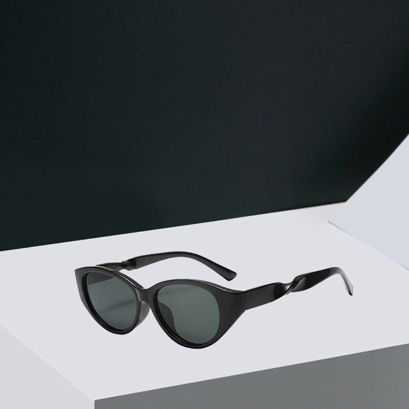 Kvinders Vintage-inspirerede Solbriller med Cat-Eye Design 1