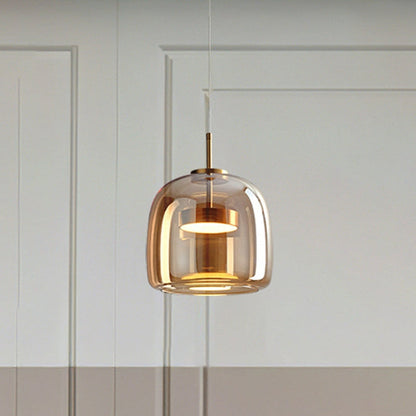 Pendel i Retro Design med Gyldne Detaljer 7