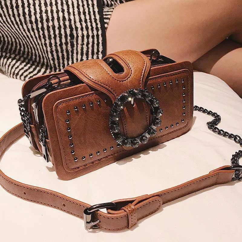 Kvinders Crossbody Taske med Vintage Spænde og Tidløst Design 1