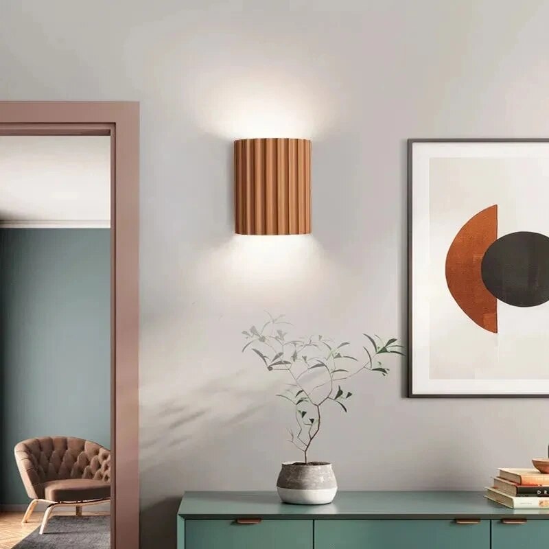 Væglampe i moderne design med nordisk minimalisme 7
