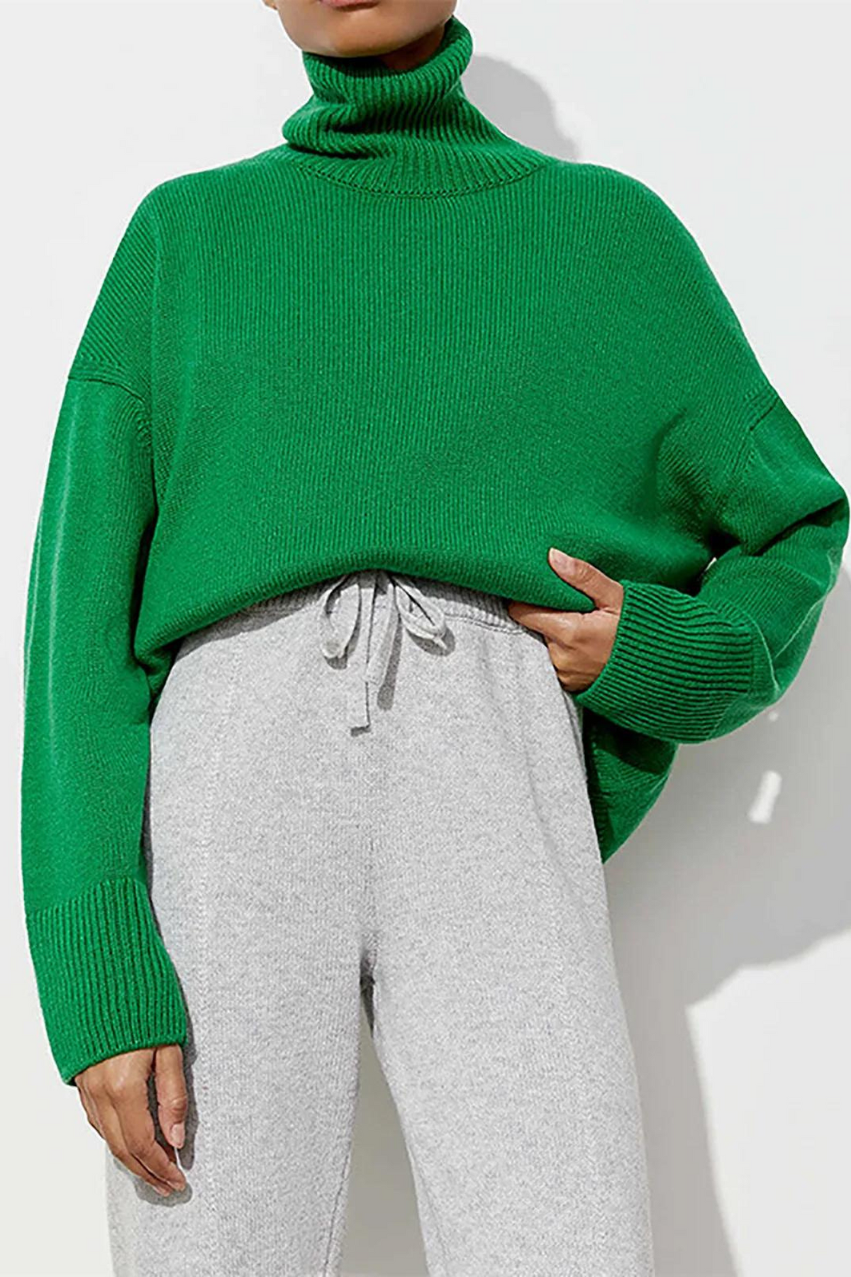 Højhalset striktrøje til kvinder