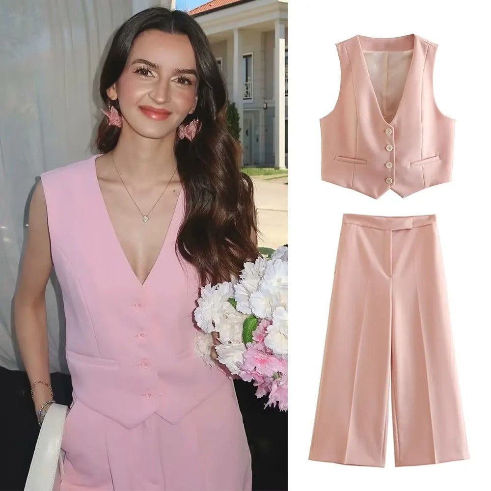 Trendy tanktop til kvinder og slanke bukser med lige ben