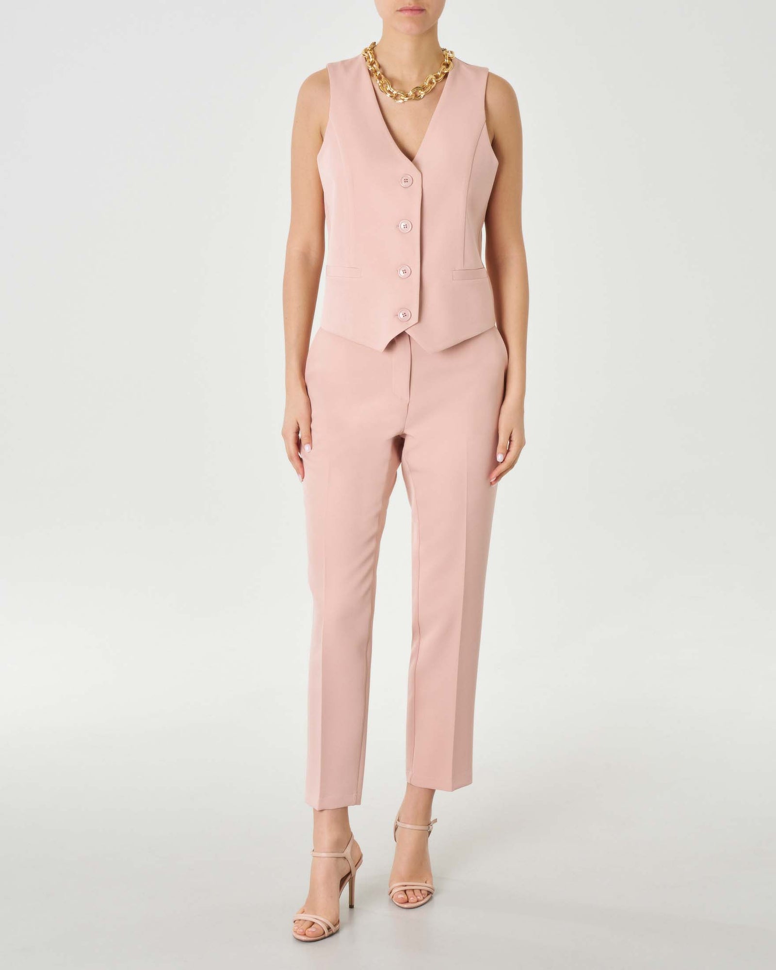 Trendy tanktop til kvinder og slanke bukser med lige ben